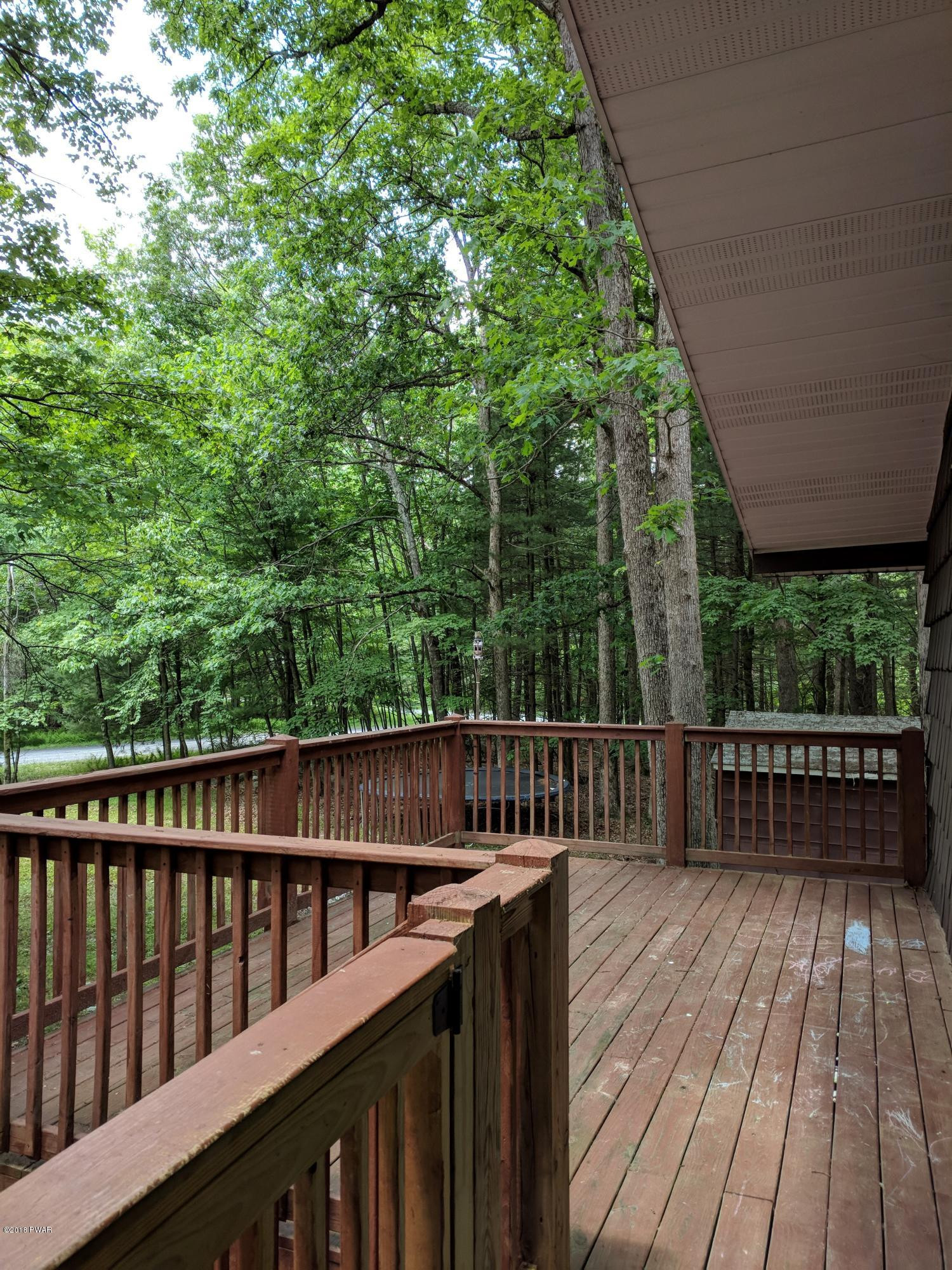 133 Hound Road Dingmans Ferry, PA 18328 - Photo 5 of 24