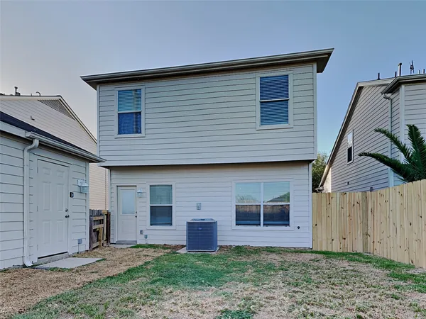 $250,000 | 18819 Sandelford Drive, Katy, TX 77449