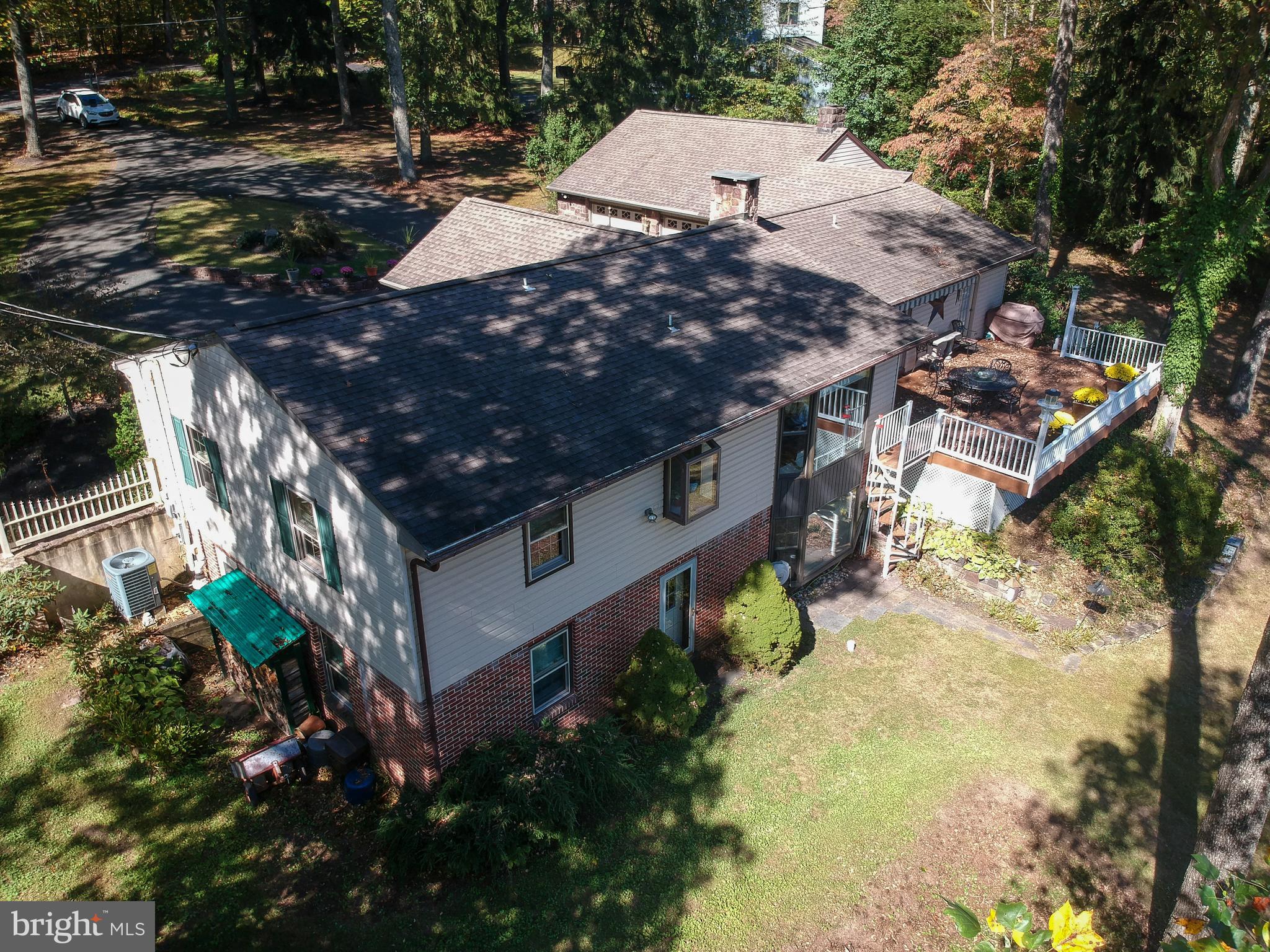 2175 Ward Road Green Lane, PA 18054 - Photo 5 of 35 Large rear deck