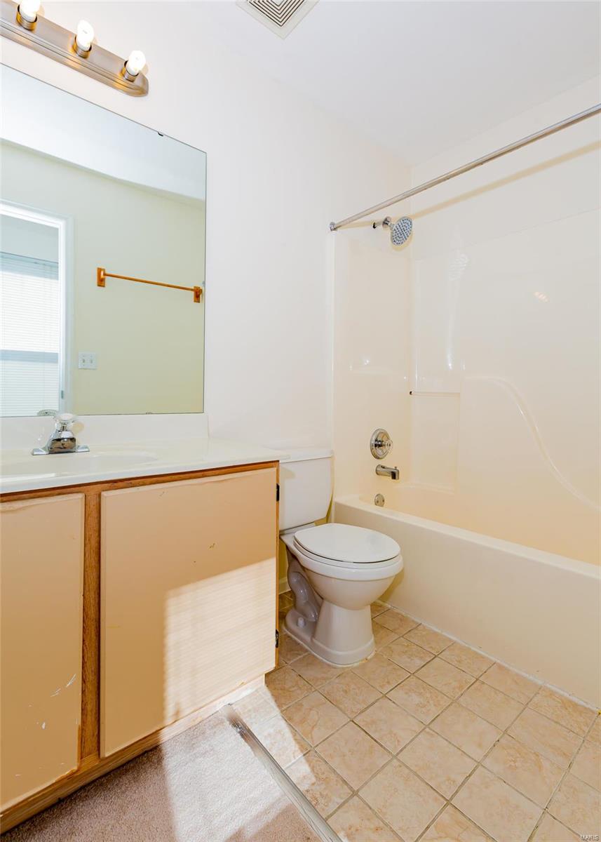 175 Cascade Terrace Drive Ballwin, MO 63021 - Photo 23 of 42 Gallery Image 23