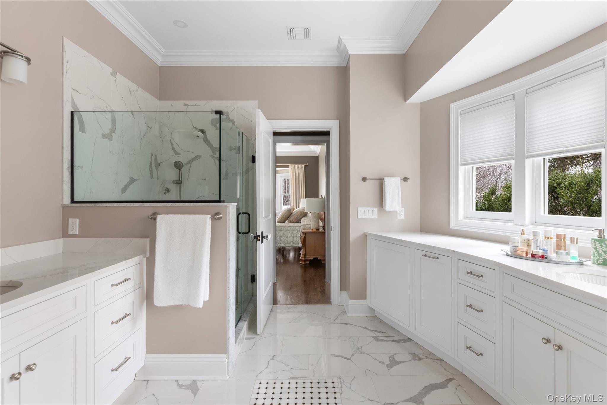 84 Cove Neck Road Cove Neck, NY 11771 - Photo 20 of 48