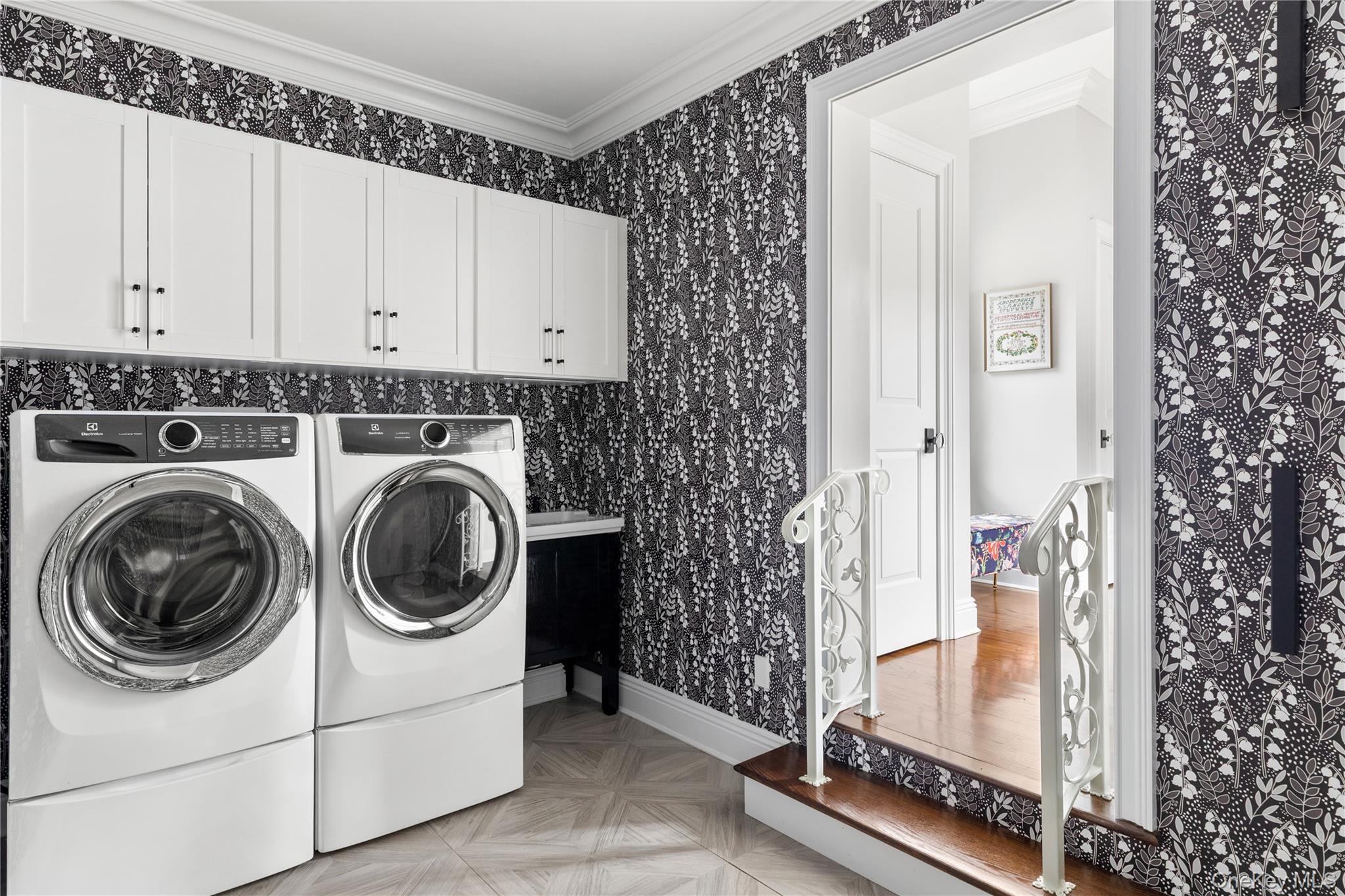 84 Cove Neck Road Cove Neck, NY 11771 - Photo 31 of 48