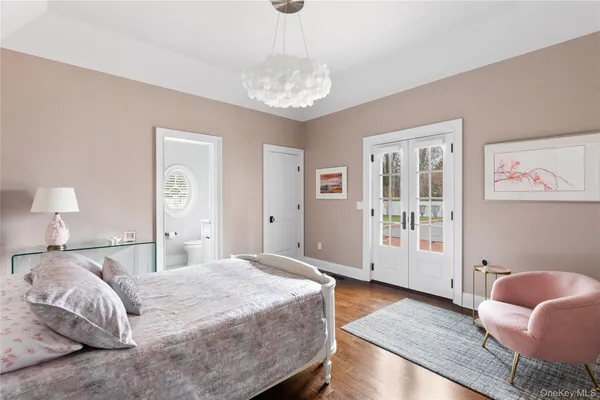 $4,450,000 | 84 Cove Neck Road, Cove Neck, NY 11771