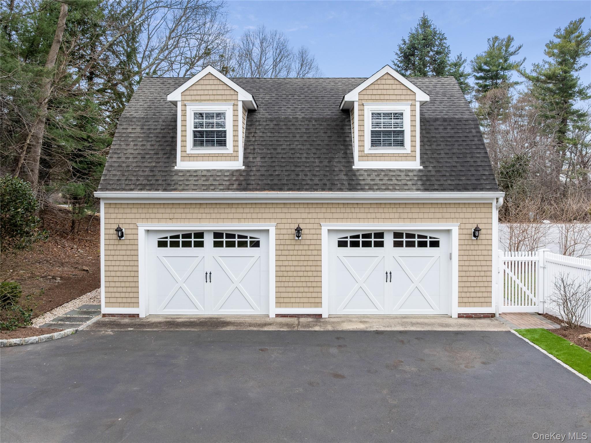 84 Cove Neck Road Cove Neck, NY 11771 - Photo 39 of 48