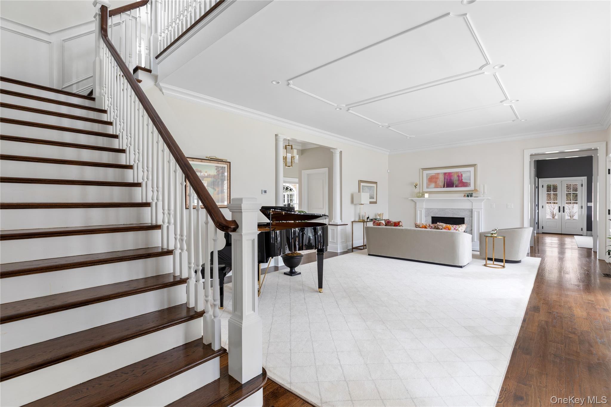 84 Cove Neck Road Cove Neck, NY 11771 - Photo 8 of 48