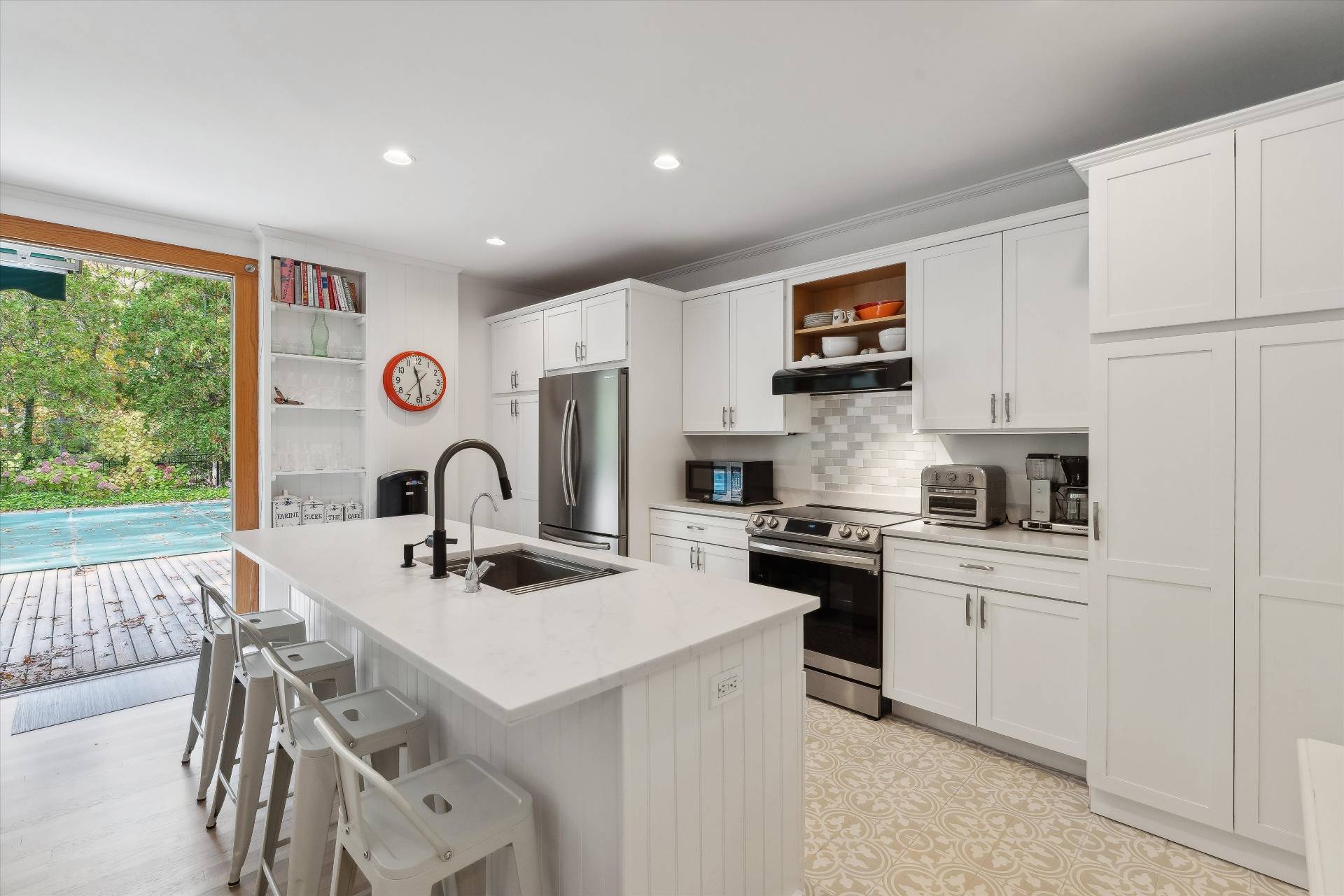 14 Foster Road Quogue, NY 11959 - Photo 7 of 12 Gallery Image 7
