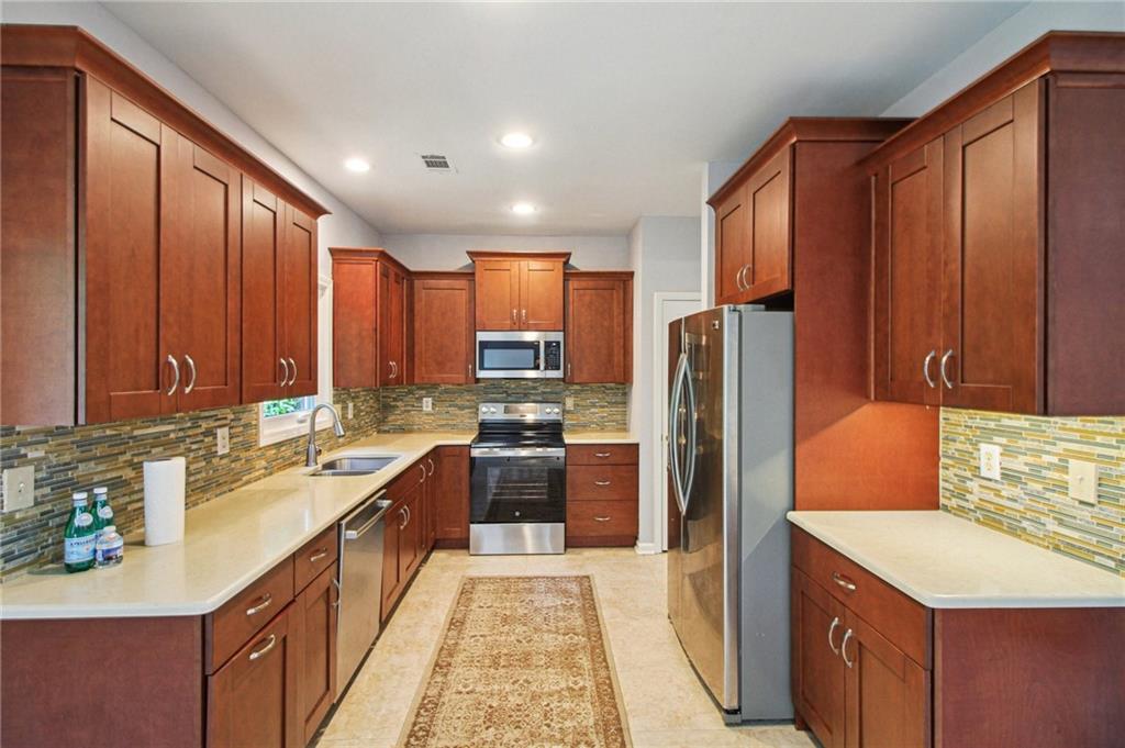 2979 Rosebrook Drive Decatur, GA 30033 - Photo 15 of 28