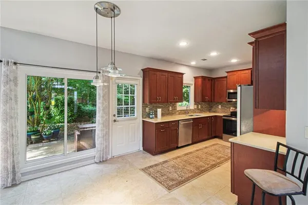 $2,700 | 2979 Rosebrook Drive, Decatur, GA 30033