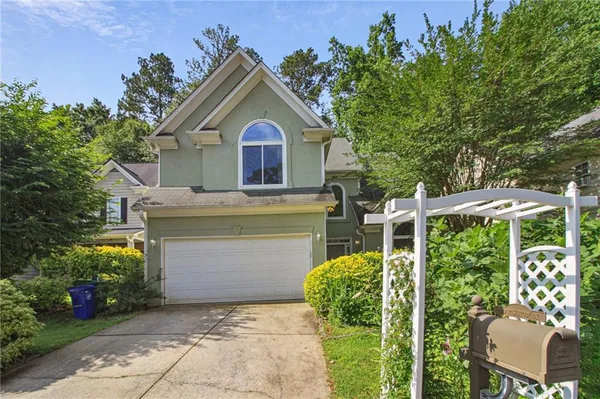 $2,700 | 2979 Rosebrook Drive, Decatur, GA 30033