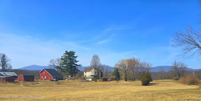 $495,000 | 4522 Highway 9G, Germantown, NY 12526