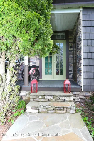 $495,000 | 4522 Highway 9G, Germantown, NY 12526