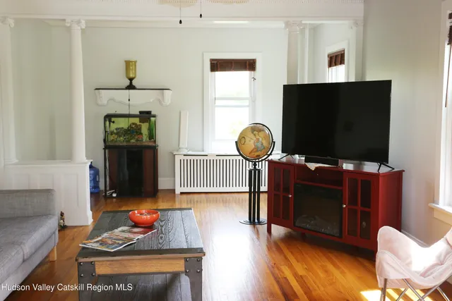 $495,000 | 4522 Highway 9G, Germantown, NY 12526