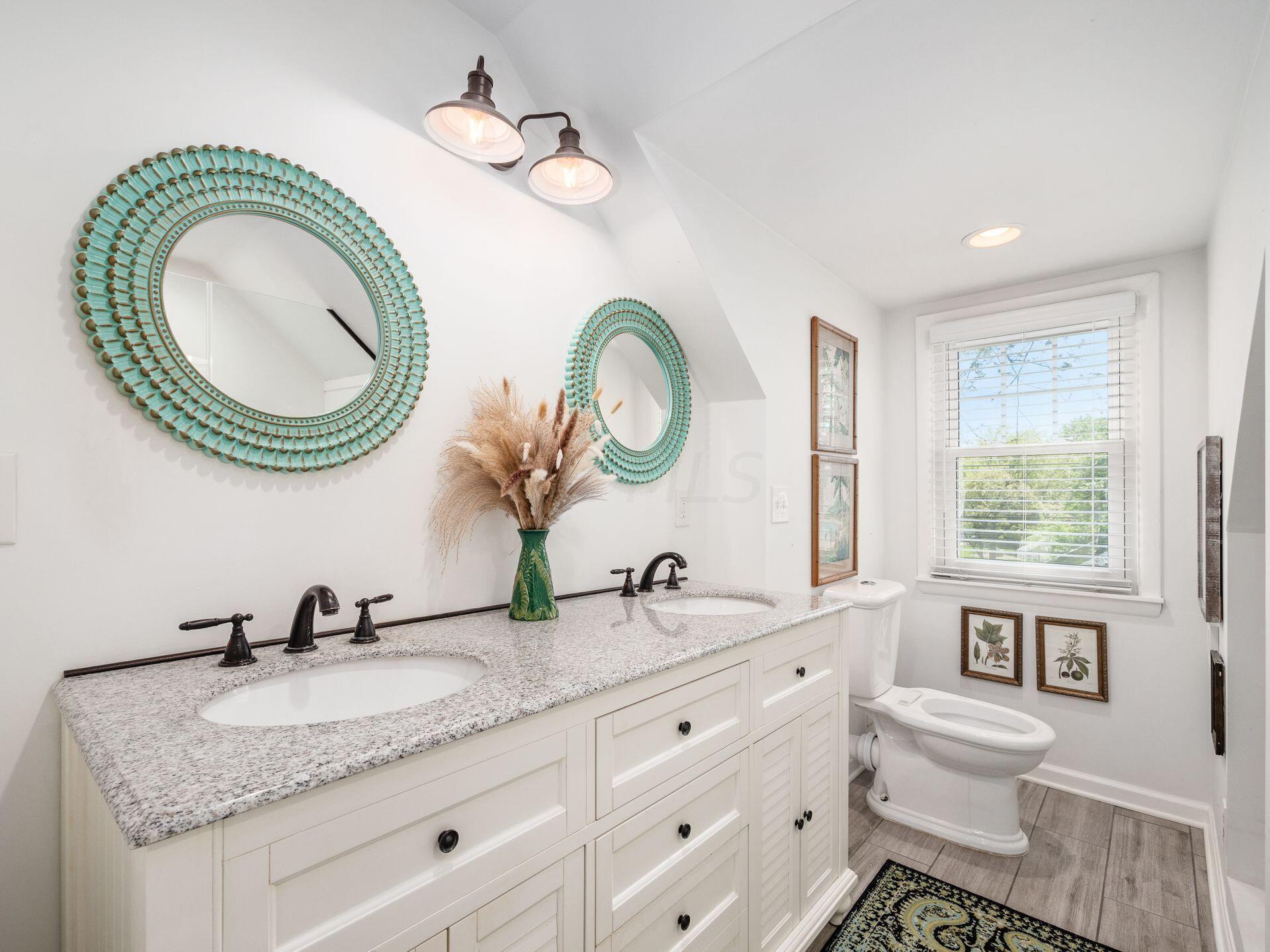 2343 Swansea Road Upper Arlington, OH 43221 - Photo 26 of 58 bath 2nd floor