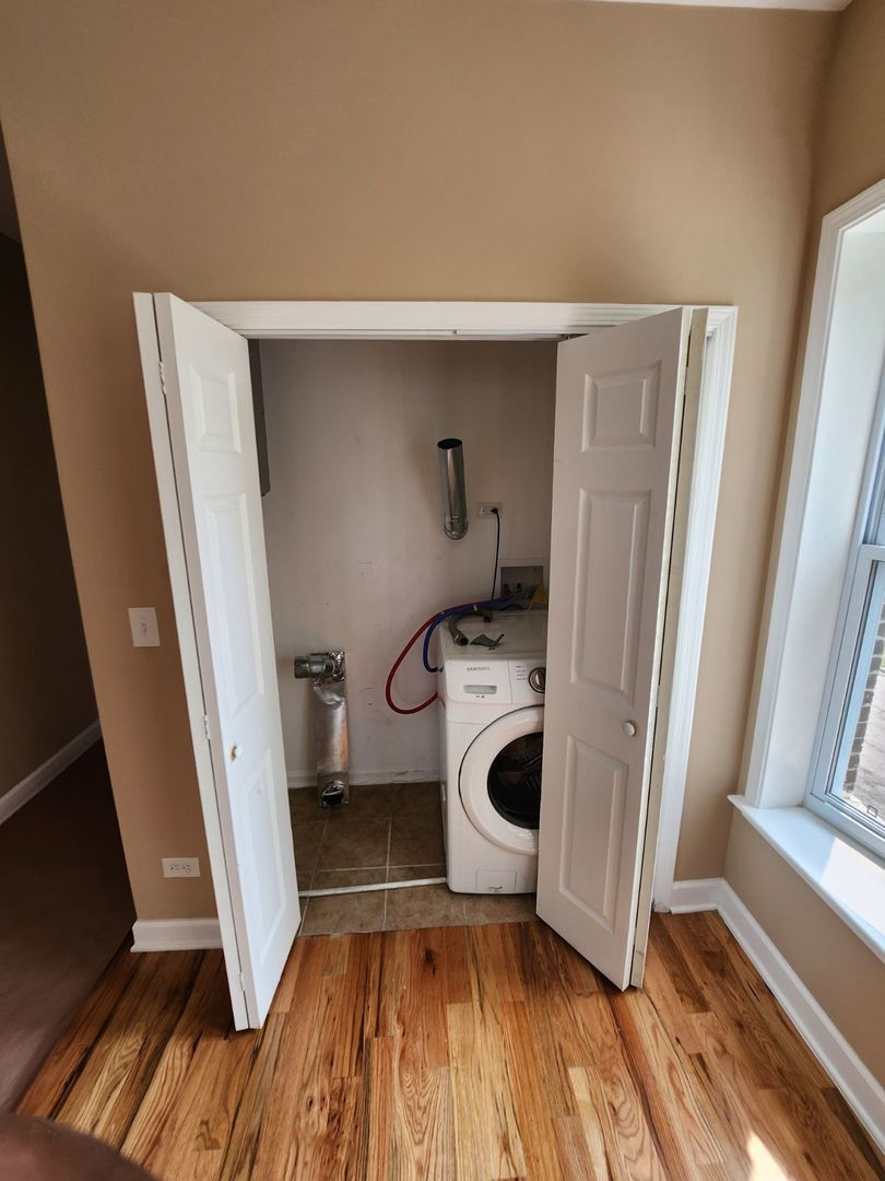 Undisclosed Address Chicago, IL 60624 - Photo 19 of 27