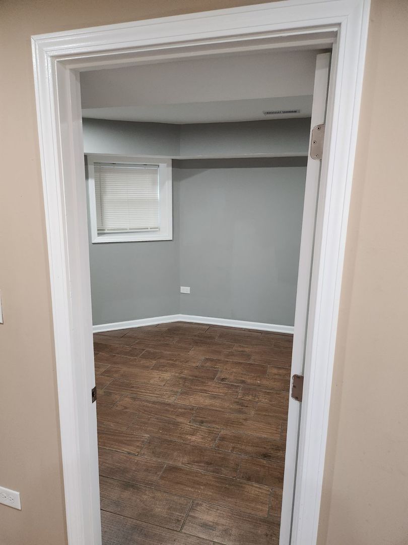 Undisclosed Address Chicago, IL 60624 - Photo 7 of 27 a view of room