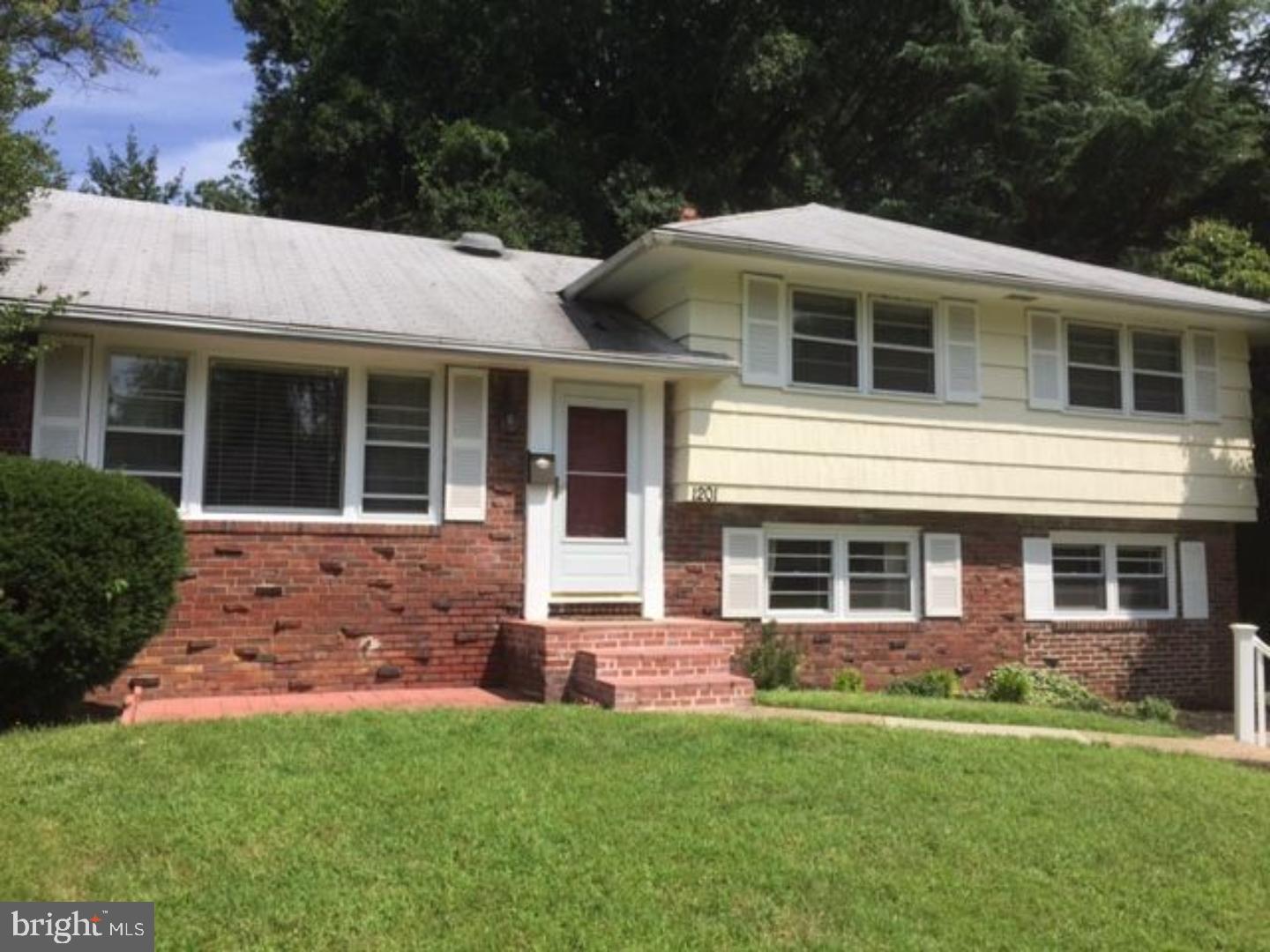 1201 Chesterfield Road Barrington, NJ 08033 - Photo 1 of 25 Gallery Image 1