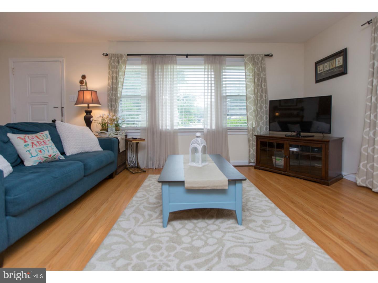 1201 Chesterfield Road Barrington, NJ 08033 - Photo 6 of 25 Gallery Image 6