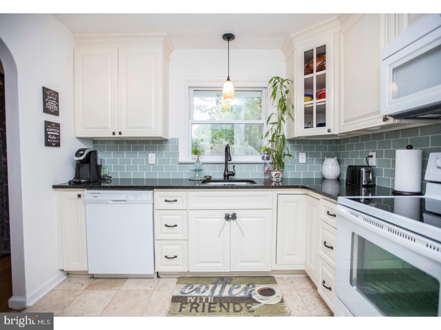 1201 Chesterfield Road Barrington, NJ 08033 - Photo 10 of 25 Gallery Image 10
