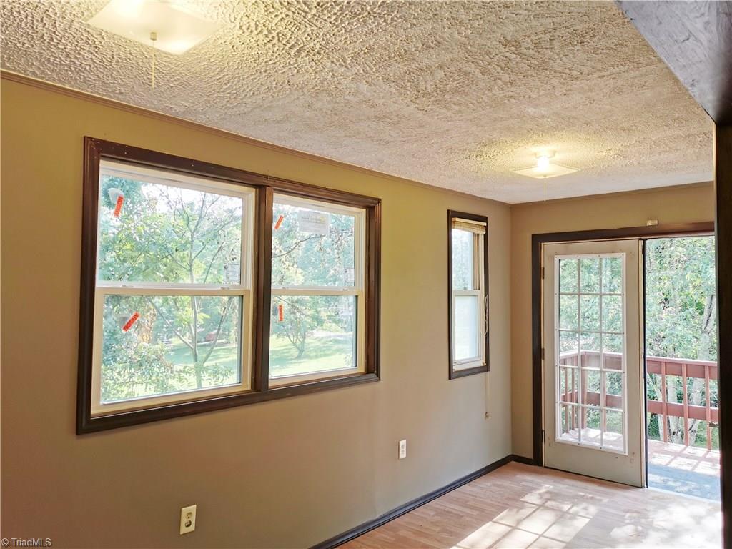 192 Spring Garden Circle High Point, NC 27260 - Photo 4 of 8 Gallery Image 4