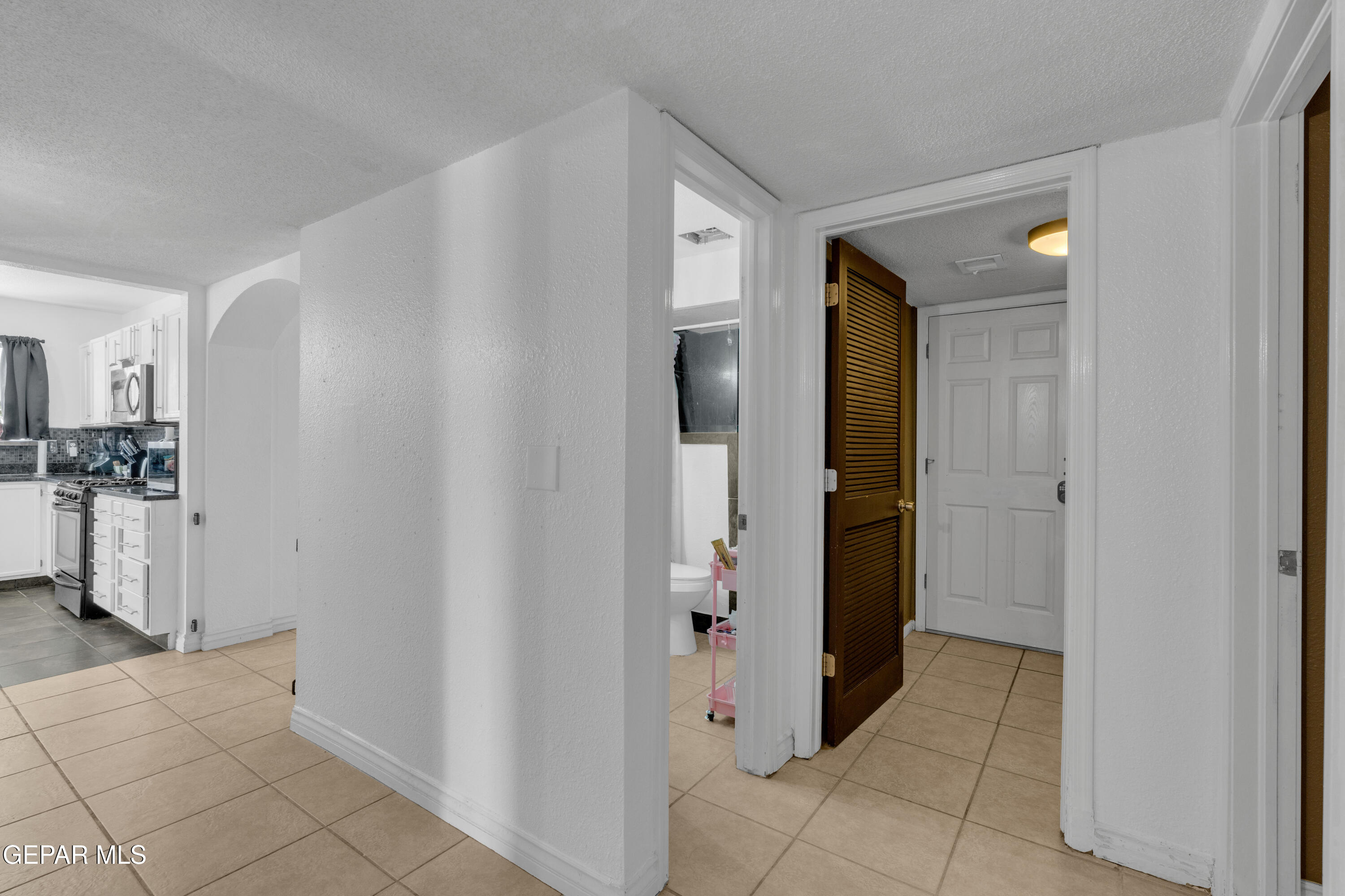 5758 Castle Way El Paso, TX 79932 - Photo 15 of 43 2 (12)