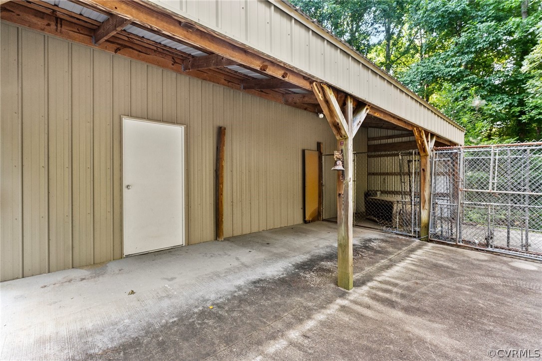 653 Purkins Road Tappahannock, VA 22560 - Photo 9 of 34 View of garage