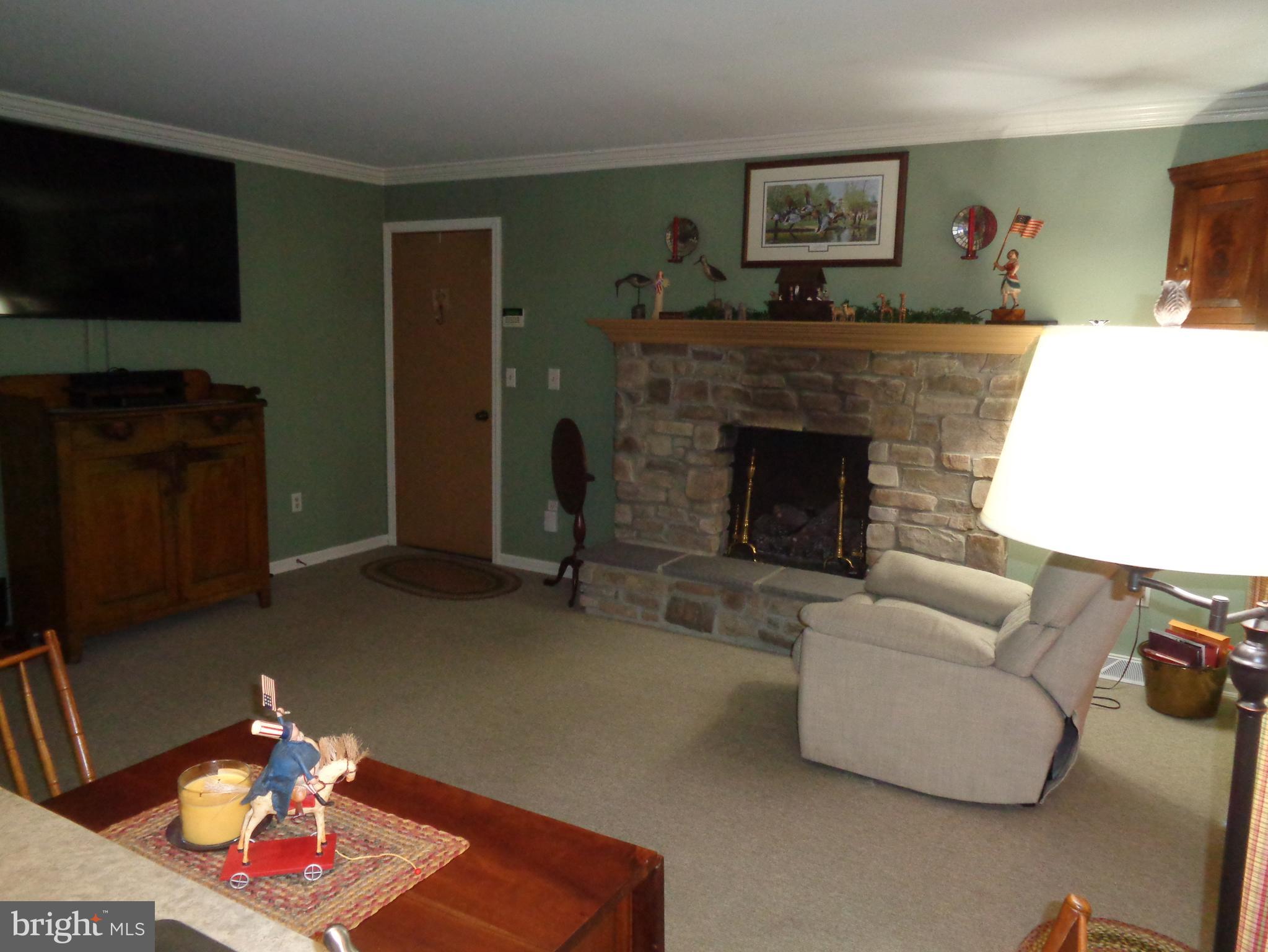 908 Armstrong Road Carlisle, PA 17013 - Photo 13 of 35 Gallery Image 13