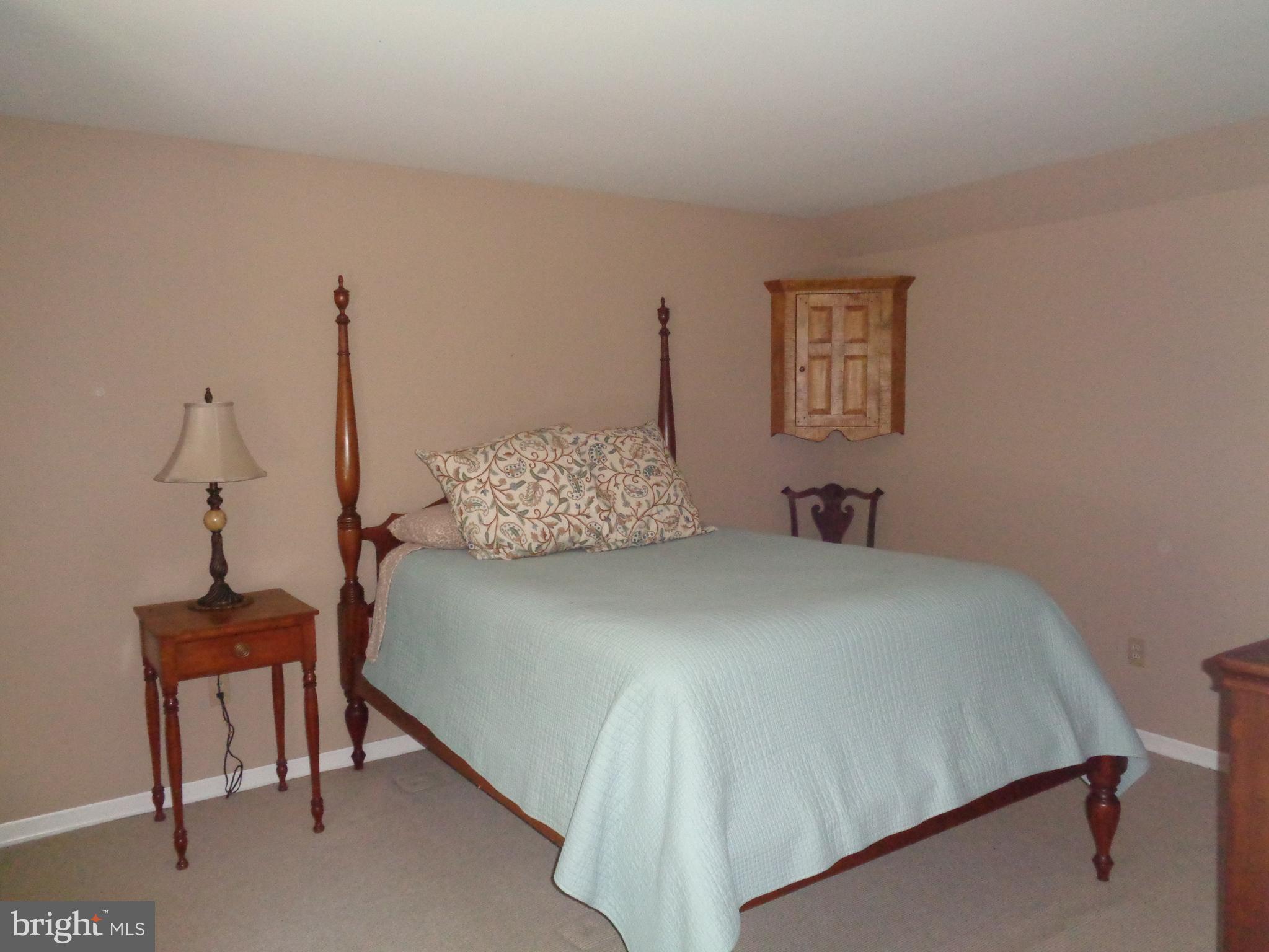 908 Armstrong Road Carlisle, PA 17013 - Photo 17 of 35 Gallery Image 17