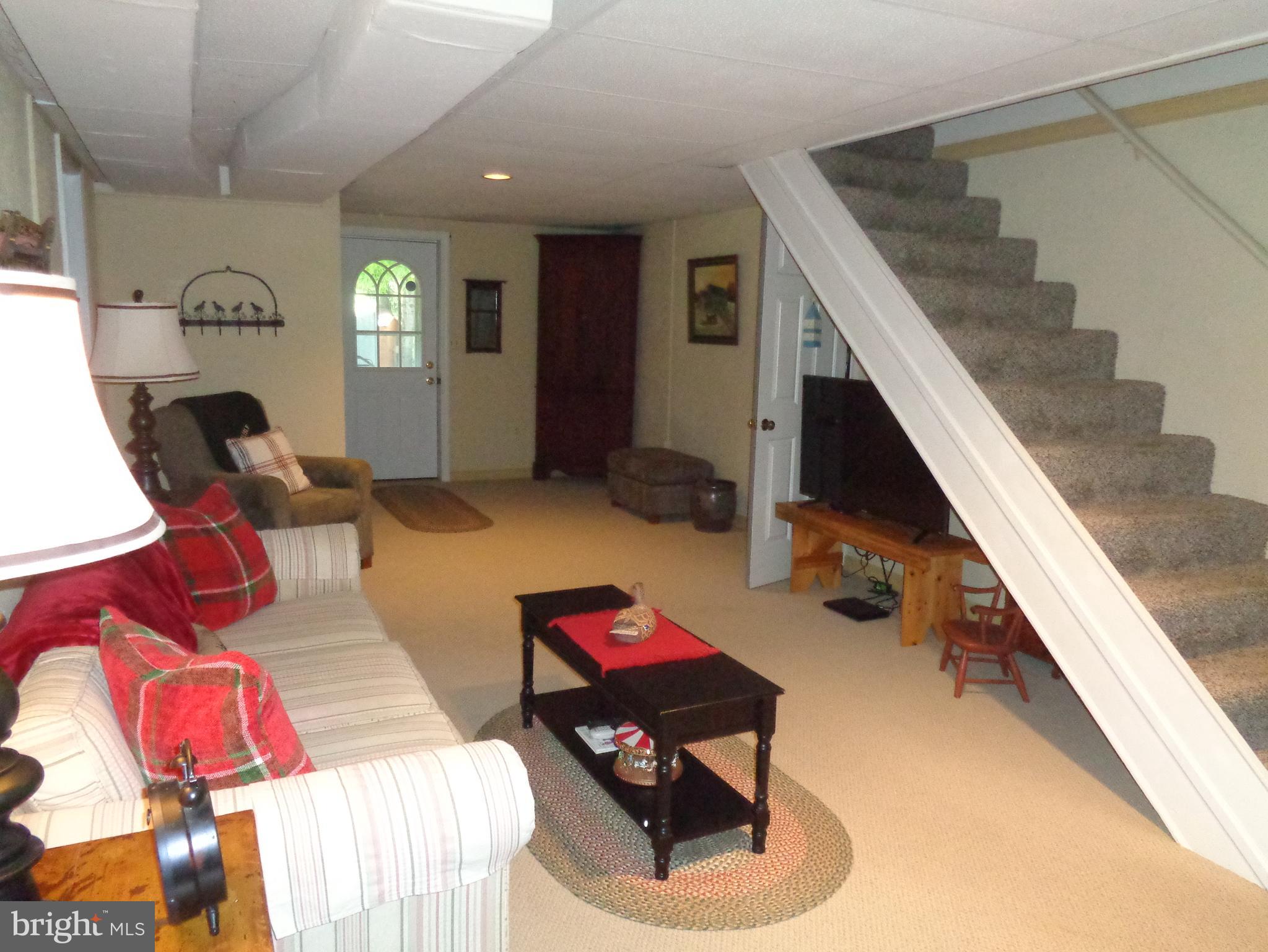 908 Armstrong Road Carlisle, PA 17013 - Photo 26 of 35 Gallery Image 26