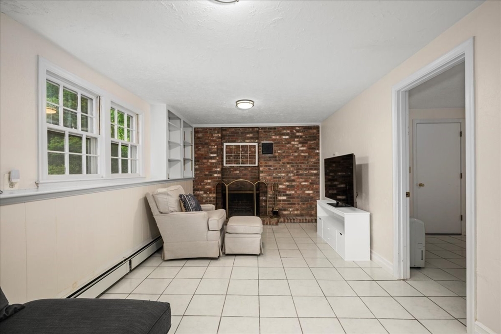 3 Bantry Road Southborough, MA 01772 - Photo 22 of 39 Gallery Image 22