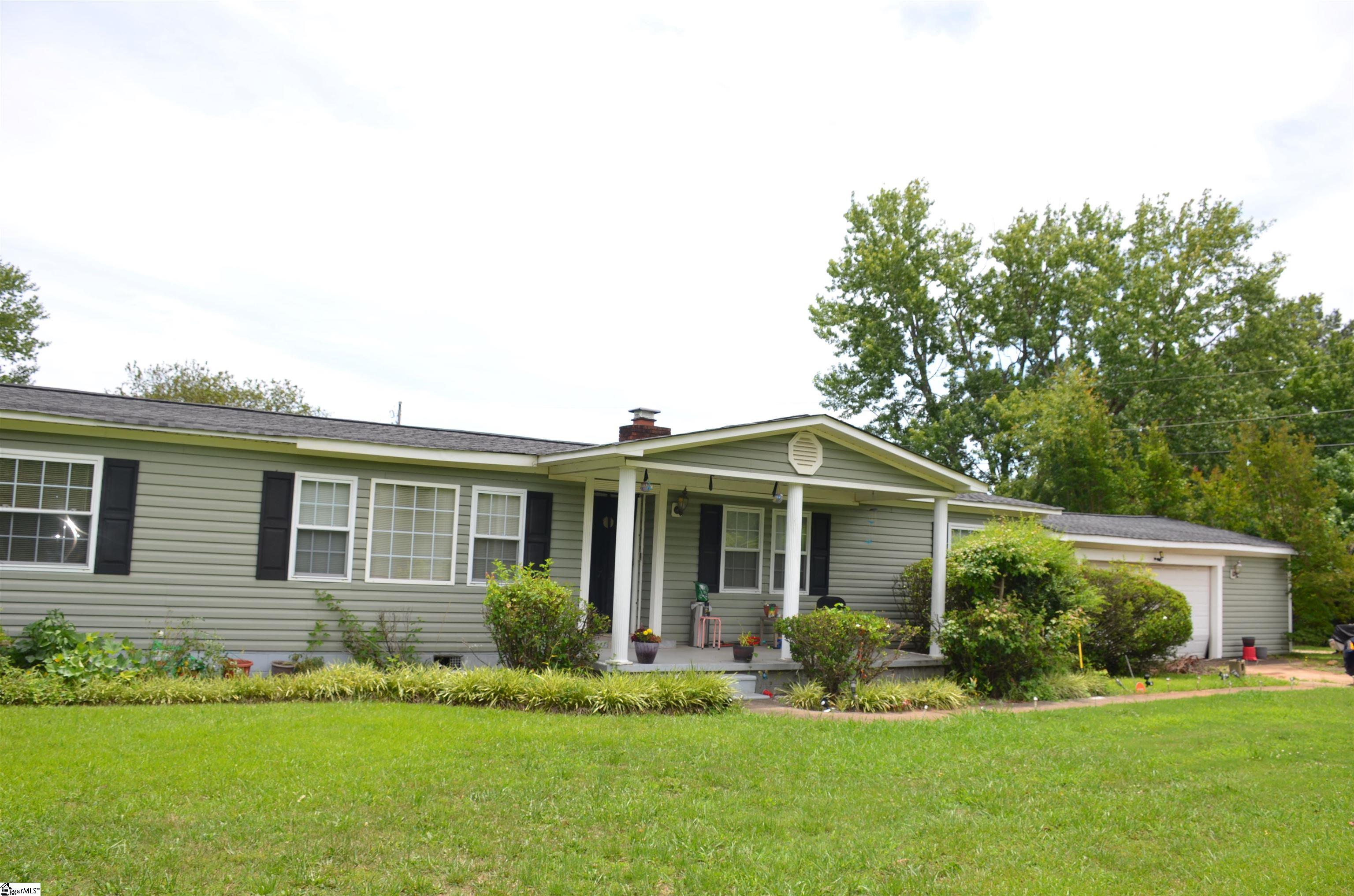 733 Brockman McClimon Road Greer, SC 29651 - Photo 10 of 27