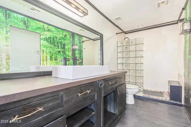 $575,000 | 6153 North 28th Place, Phoenix, AZ 85016