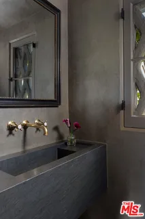 $1,595,000 | 3468 Troy Drive, Los Angeles, CA 90068