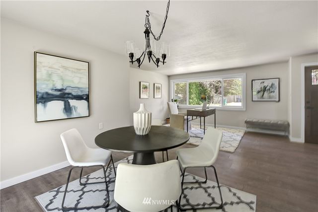 $730,000 | 21512 54th Place West, Mountlake Terrace, WA 98043