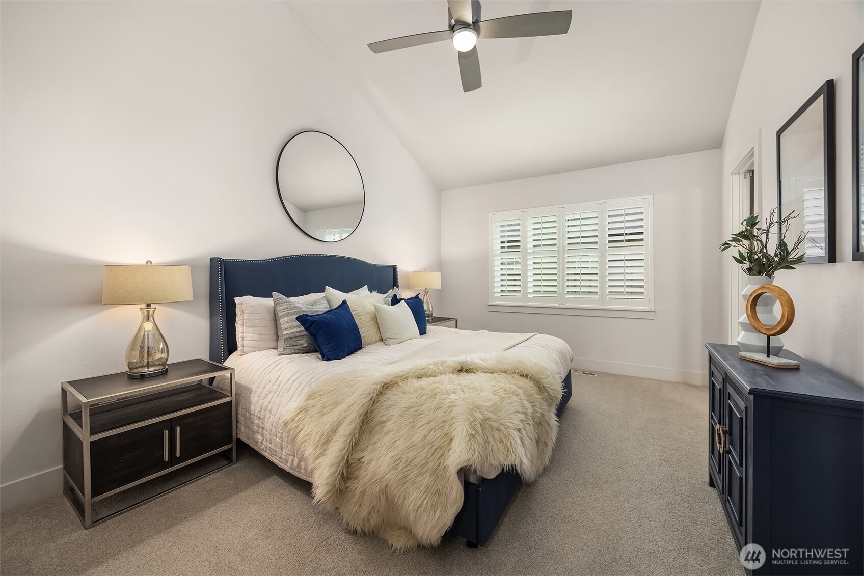 998 Northeast High Street, Unit 12 Issaquah, WA 98029 - Photo 19 of 36