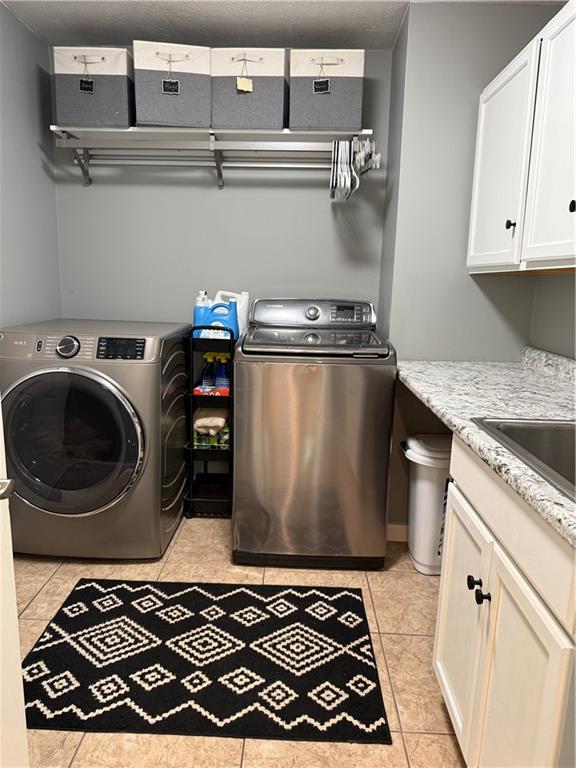 293 Sandy Hill Road Valencia, PA 16059 - Photo 31 of 50 a utility room with dryer and washer