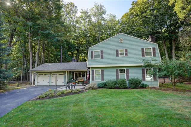 $349,900 | 1237 Bucks Run, Webster, NY 14580