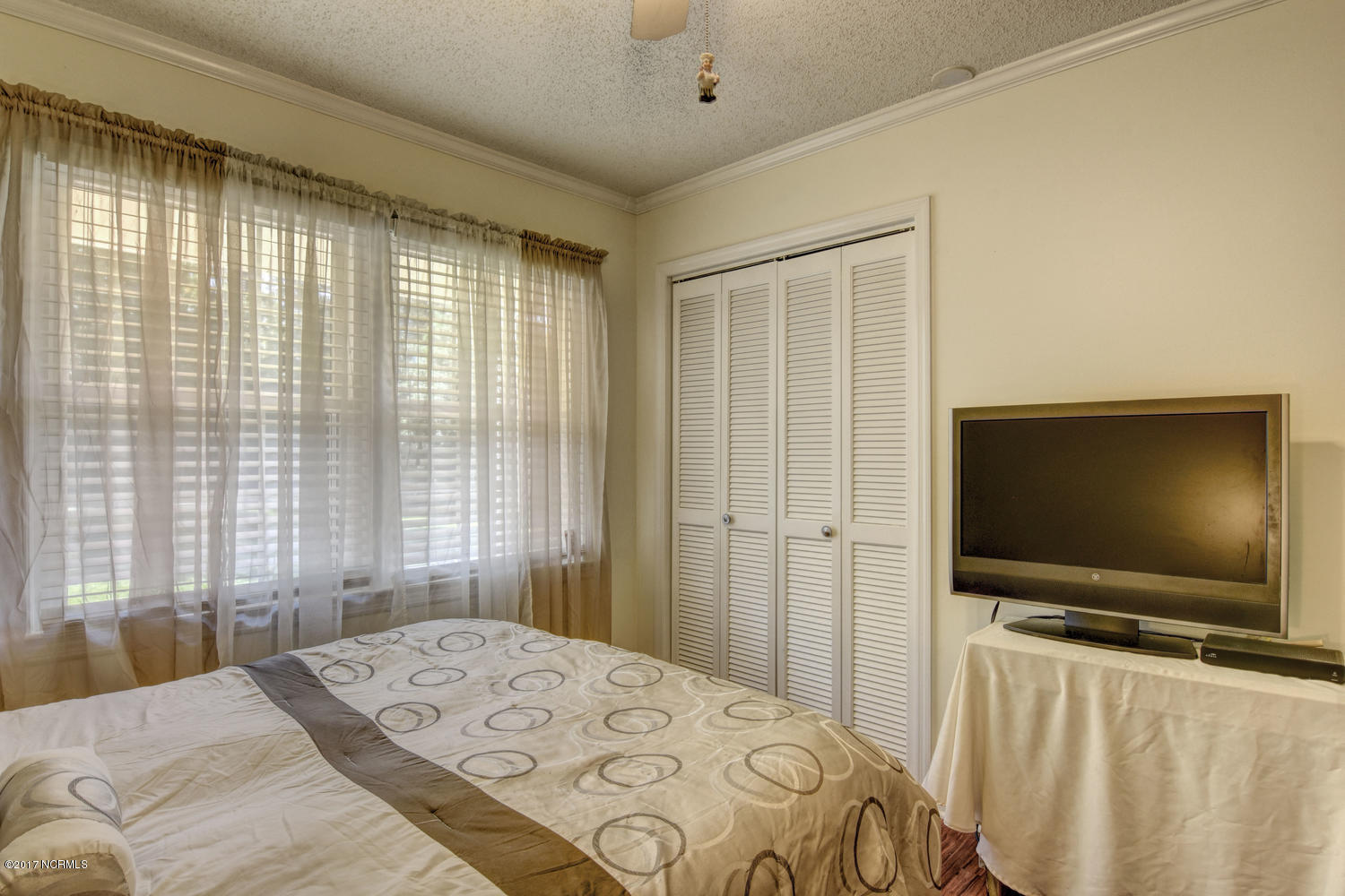 5000 Masonboro Loop Road Wilmington, NC 28409 - Photo 18 of 32 5000 Masonboro Loop Rd-large-018-17-DSC