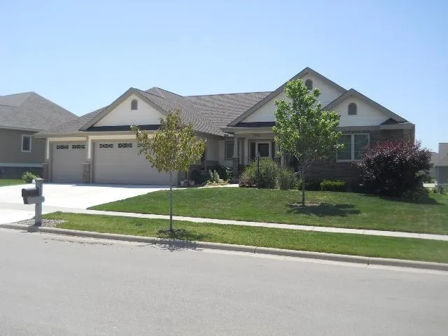 $800,000 | 1705 Dunwoody Lane, Waunakee, WI 53597
