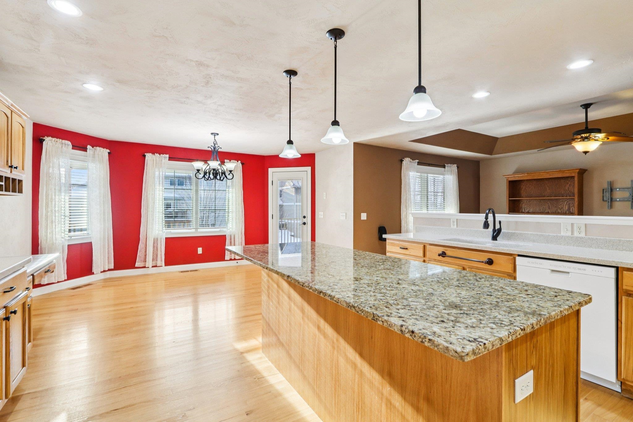 1705 Dunwoody Lane Waunakee, WI 53597 - Photo 16 of 58