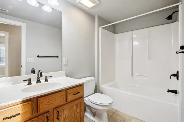 $800,000 | 1705 Dunwoody Lane, Waunakee, WI 53597