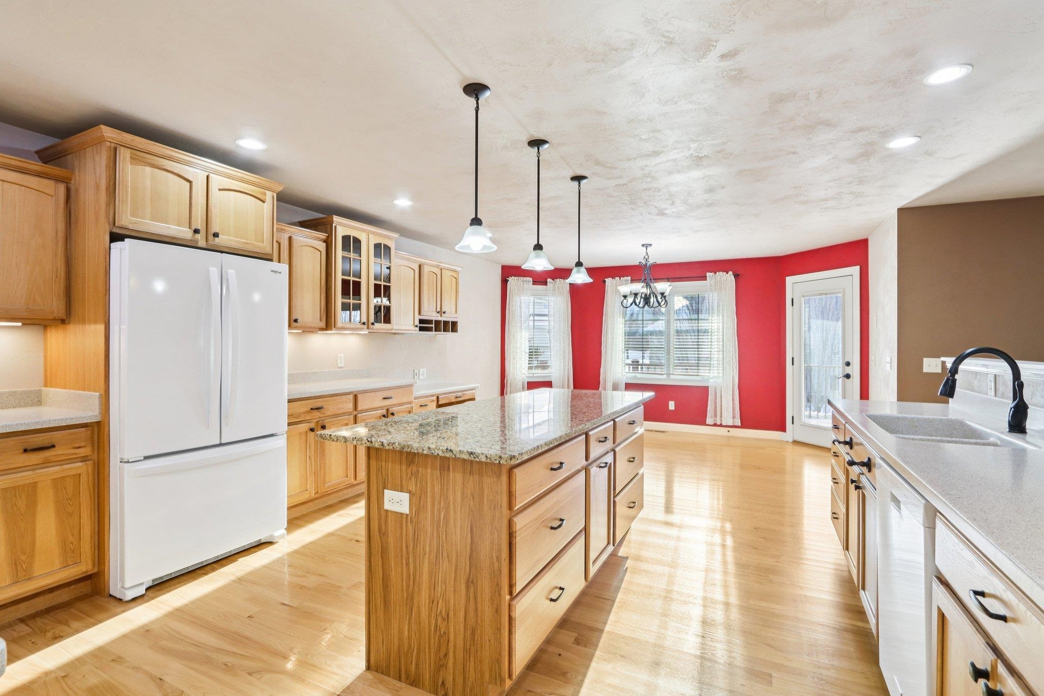 1705 Dunwoody Lane Waunakee, WI 53597 - Photo 5 of 58