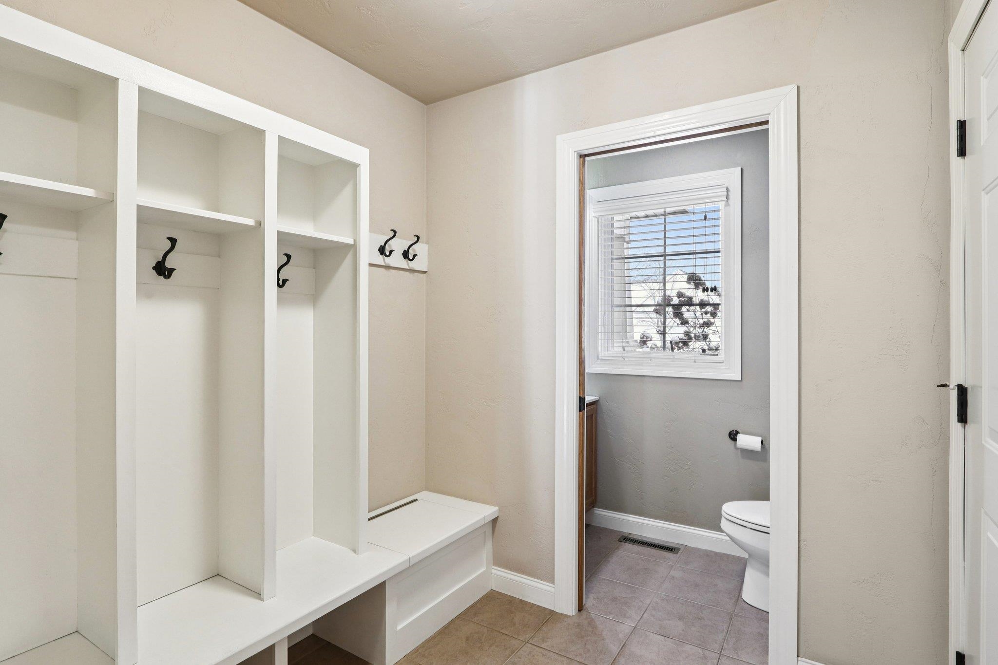 1705 Dunwoody Lane Waunakee, WI 53597 - Photo 8 of 58