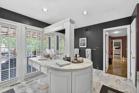 $1,549,000 | 8301 Roe Avenue, Prairie Village, KS 66207