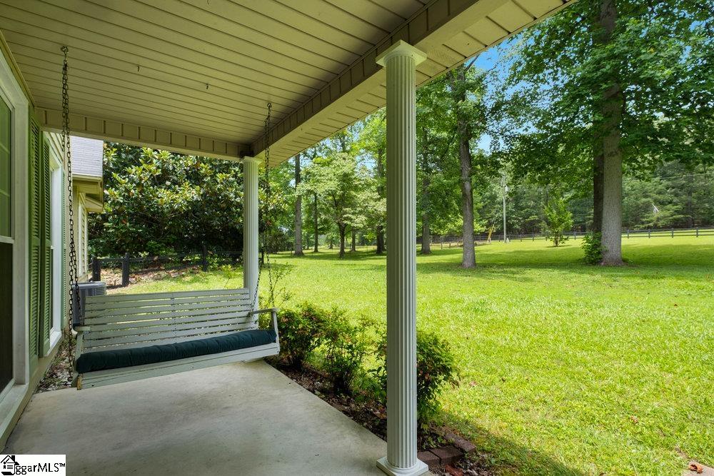 985 Skunk Hollow Road Campobello, SC 29322 - Photo 7 of 36