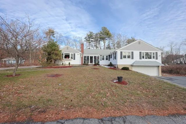 $849,900 | 194 Lake Street, Peabody, MA 01960