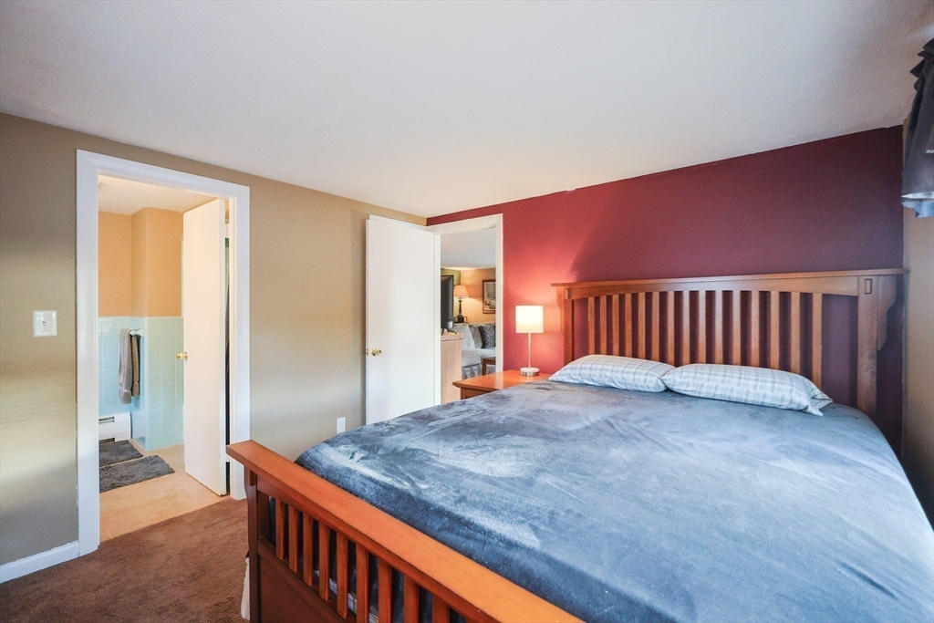 194 Lake Street Peabody, MA 01960 - Photo 12 of 27