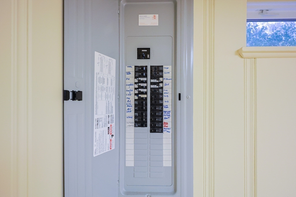 194 Lake Street Peabody, MA 01960 - Photo 23 of 27