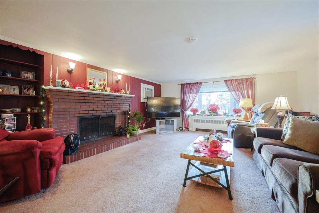 194 Lake Street Peabody, MA 01960 - Photo 8 of 27