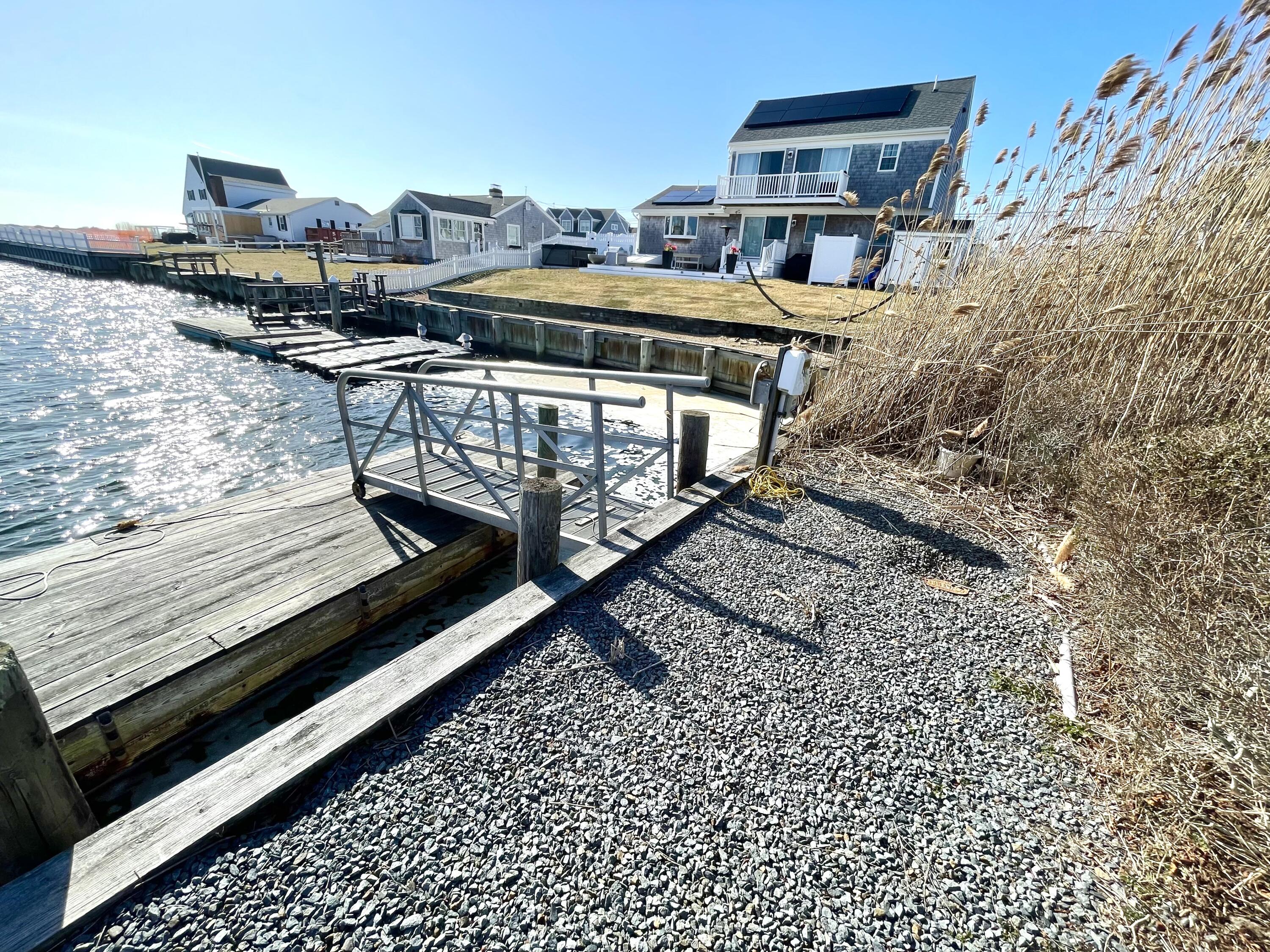 32 Surfside Road West Dennis, MA 02670 - Photo 14 of 31 IMG_E1935