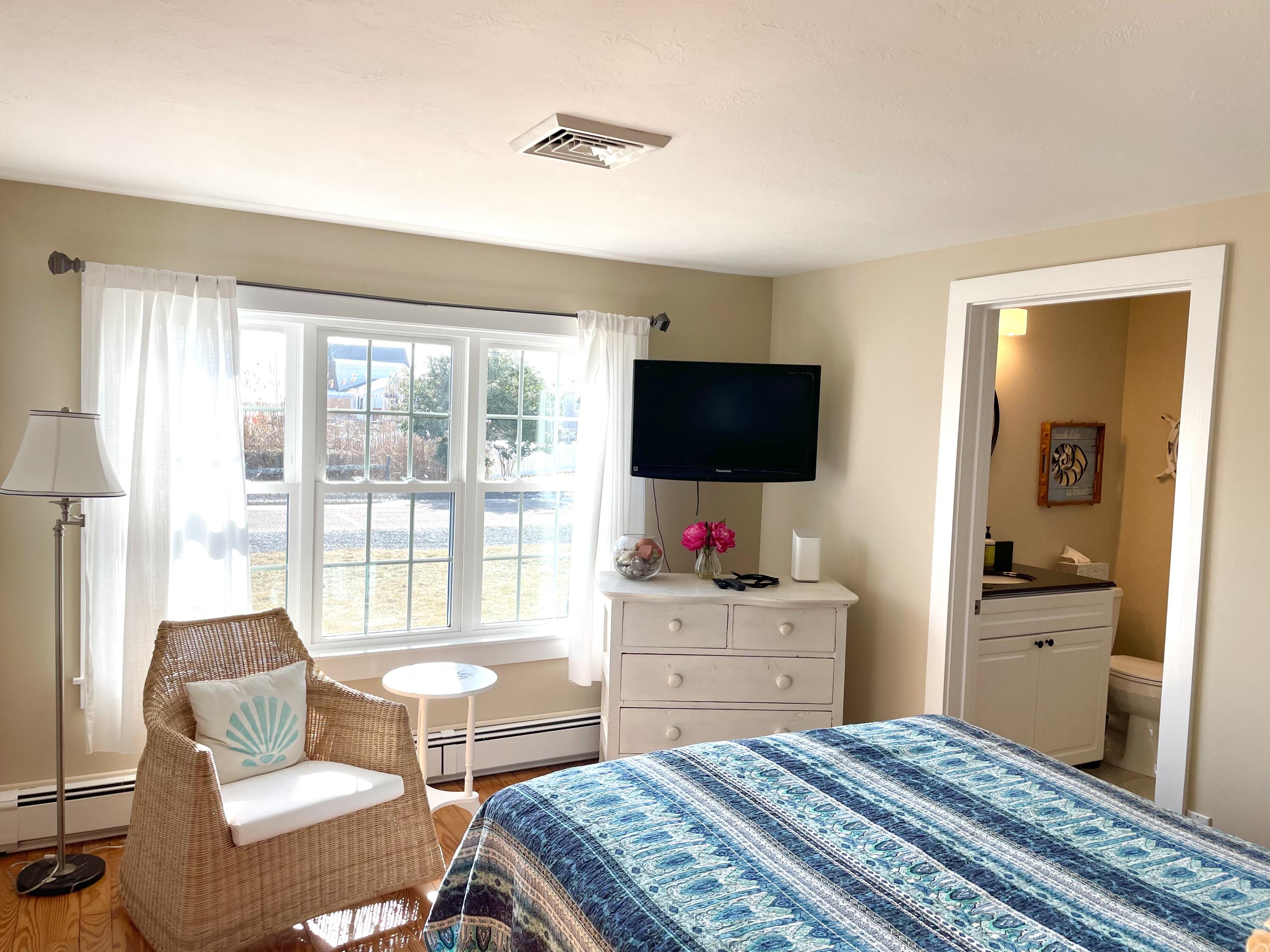 32 Surfside Road West Dennis, MA 02670 - Photo 26 of 31 IMG_E1917